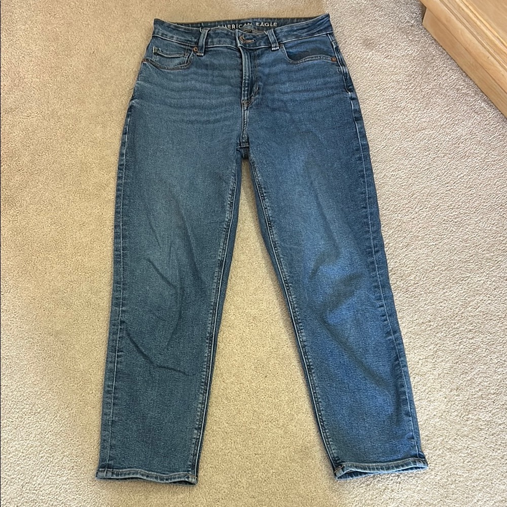 American Eagle Cropped Jeans